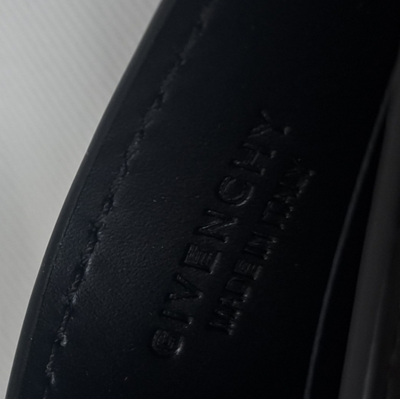 Givenchy Paris Cardholder  Wallet Pocket Calf Leather Accessory Black Rare - Picture 7 of 16